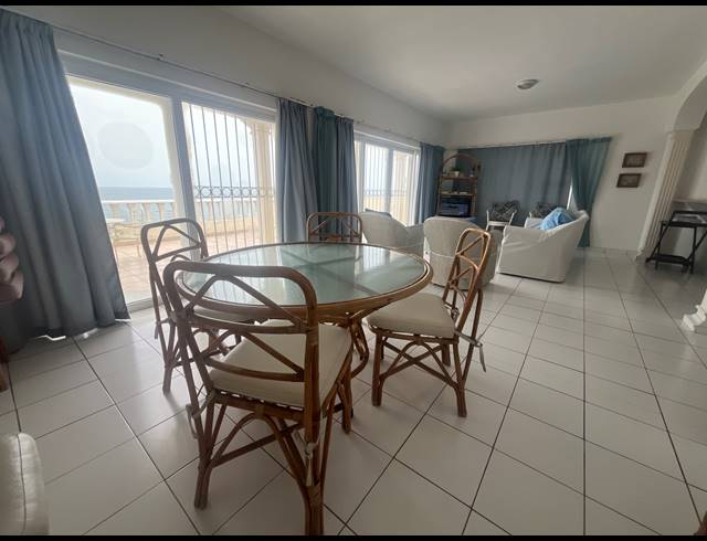 8 BEDROOM HOUSE FOR SALE IN BALLITO CENTRAL